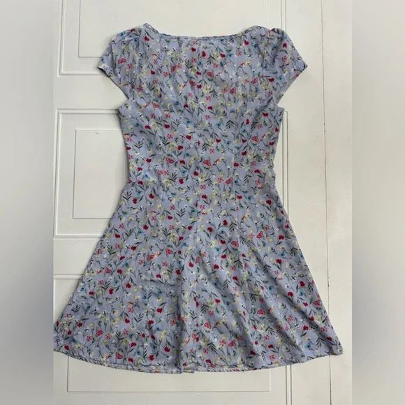 Pretty Little Thing Flutter Sleeve Blue Floral Midi Dress Size 6 - Picture 5 of 5